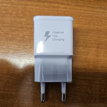 cargador USB USB hálózati gyorstöltő (foto 2)