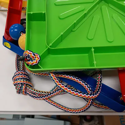 columpio de plástico Mega Plast