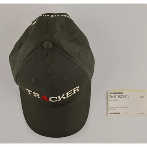 gorra Tracker