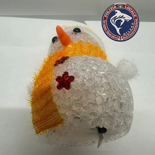 figura de juguete iluminada BAI HE SNOW PUPPET WITH LIGHTS