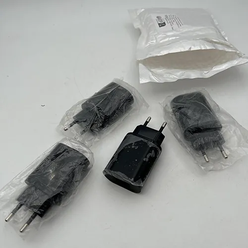 cargador USB (foto 3)